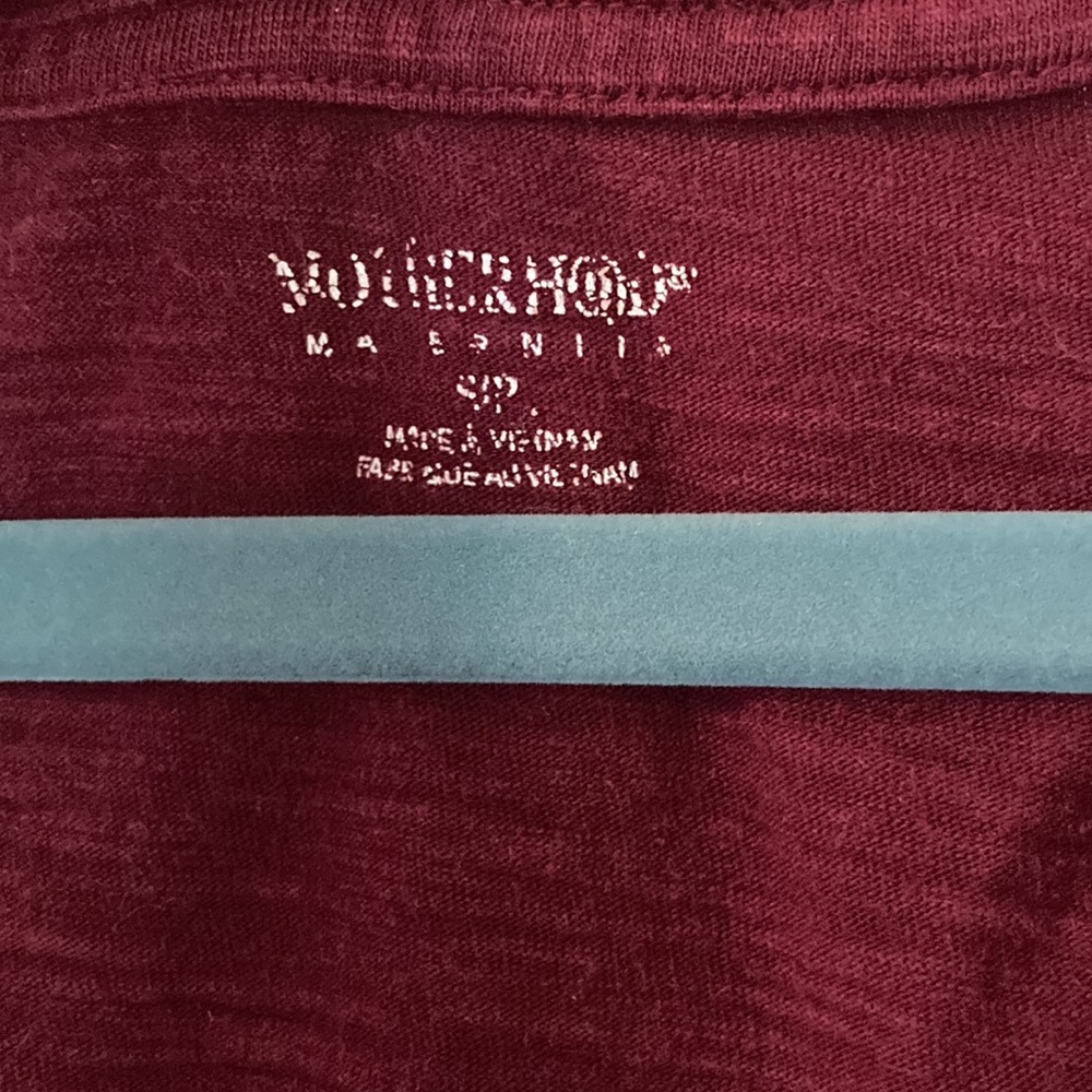 Motherhood maternity maroon short sleeve shirt. Size small - Picture 3 of 4